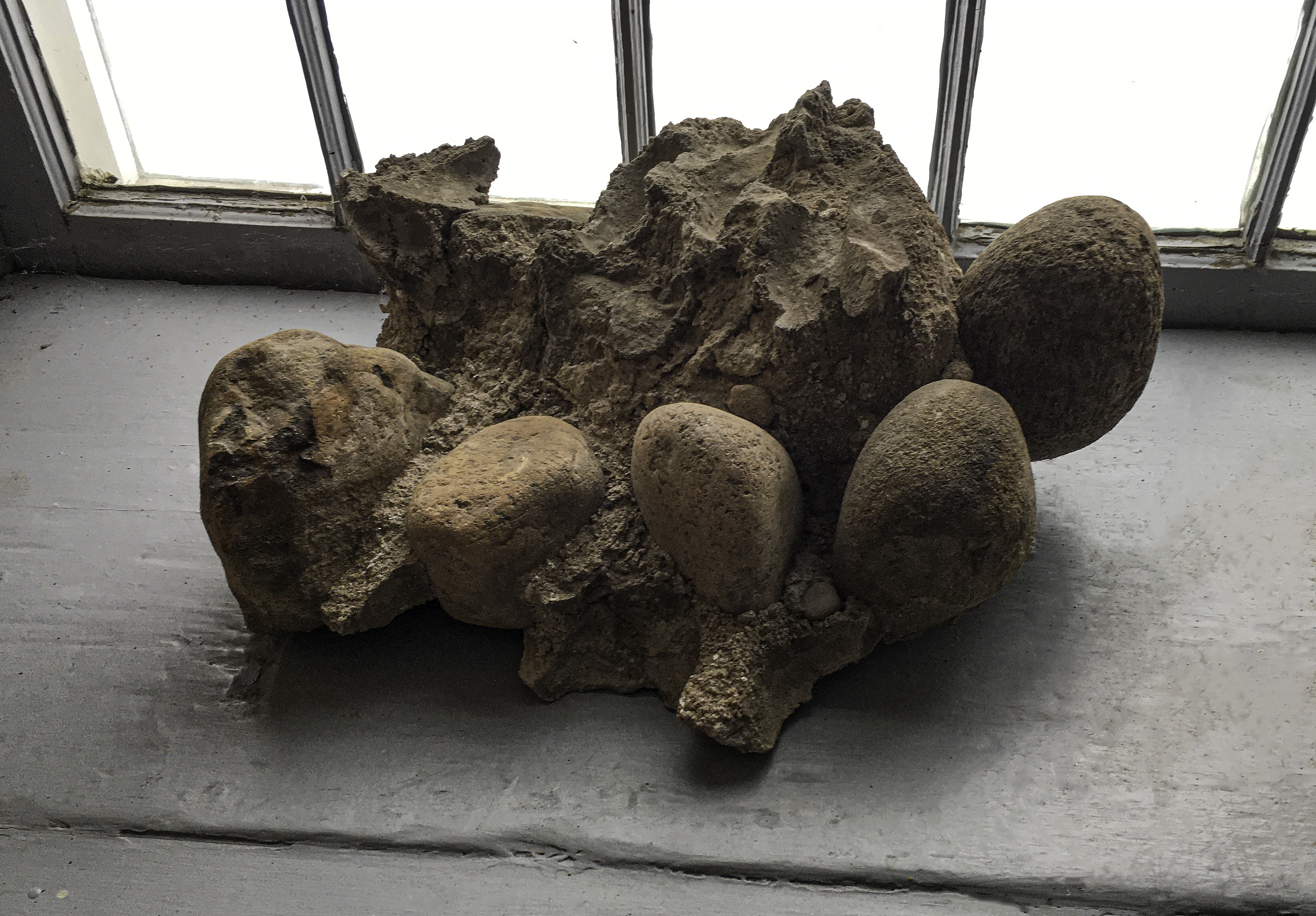 rubble wall fragment